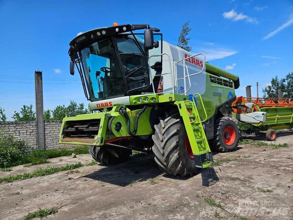 CLAAS Lexion 770 コンバイン