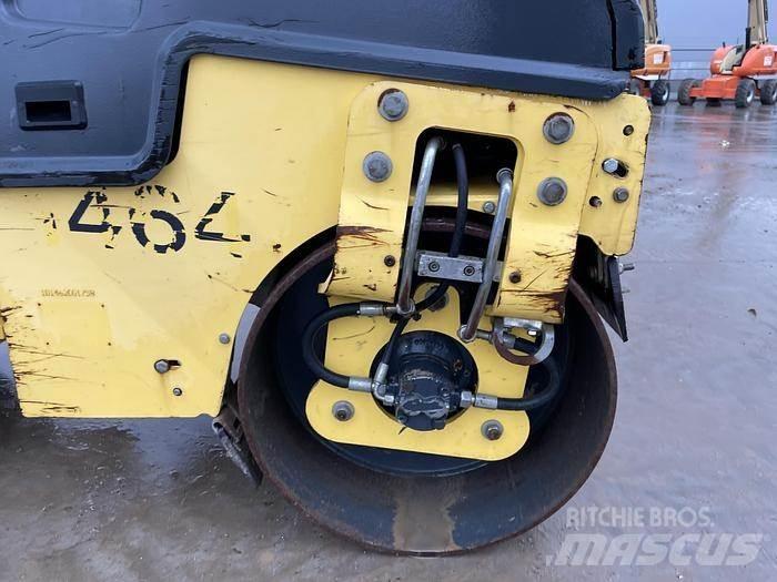 Bomag BW 80 AD-5 タンデムローラ