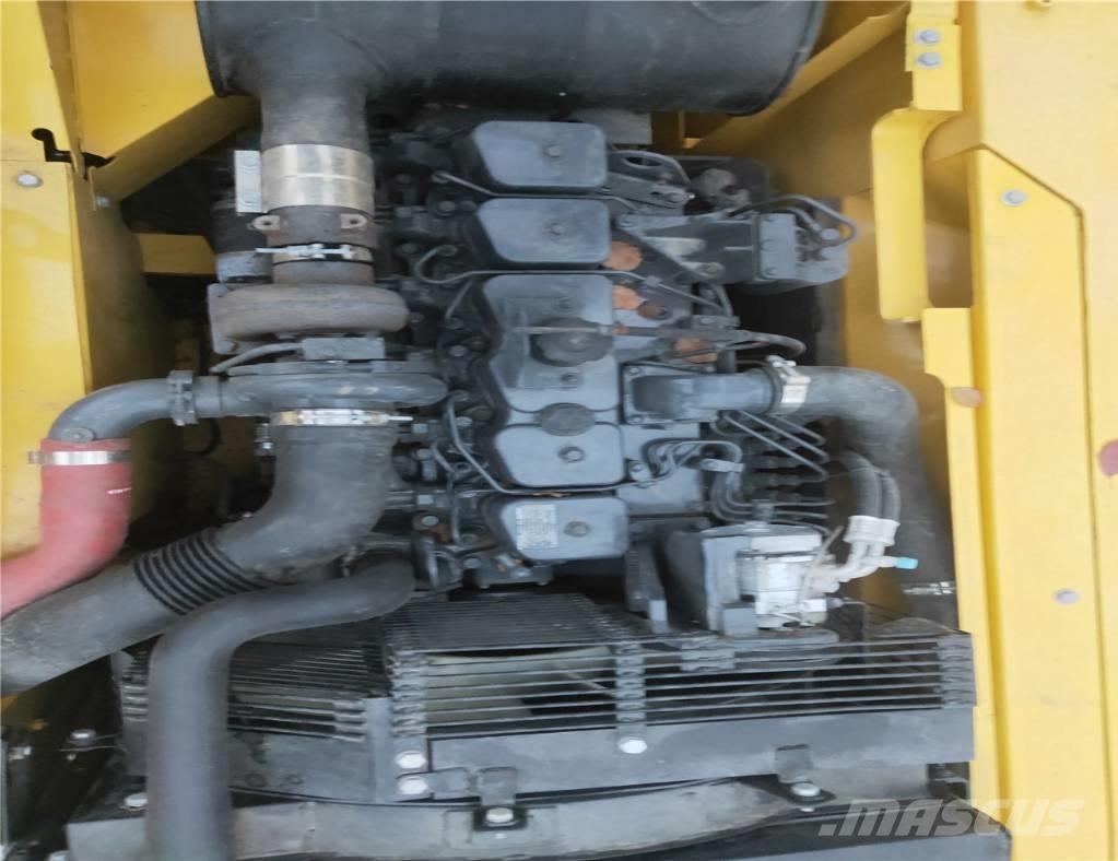 Komatsu PC200-7 大型油圧ショベル12t以上（パワーショベル・ユンボ）
