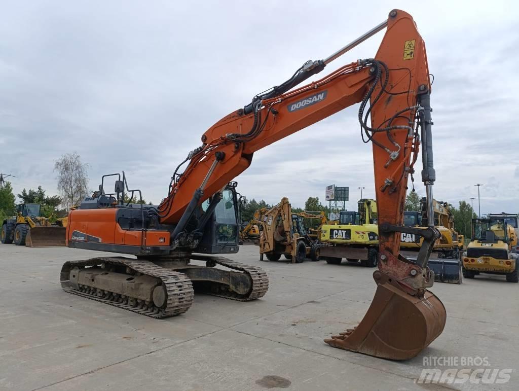 Doosan DX 255 LC-5 大型油圧ショベル12t以上（パワーショベル・ユンボ）