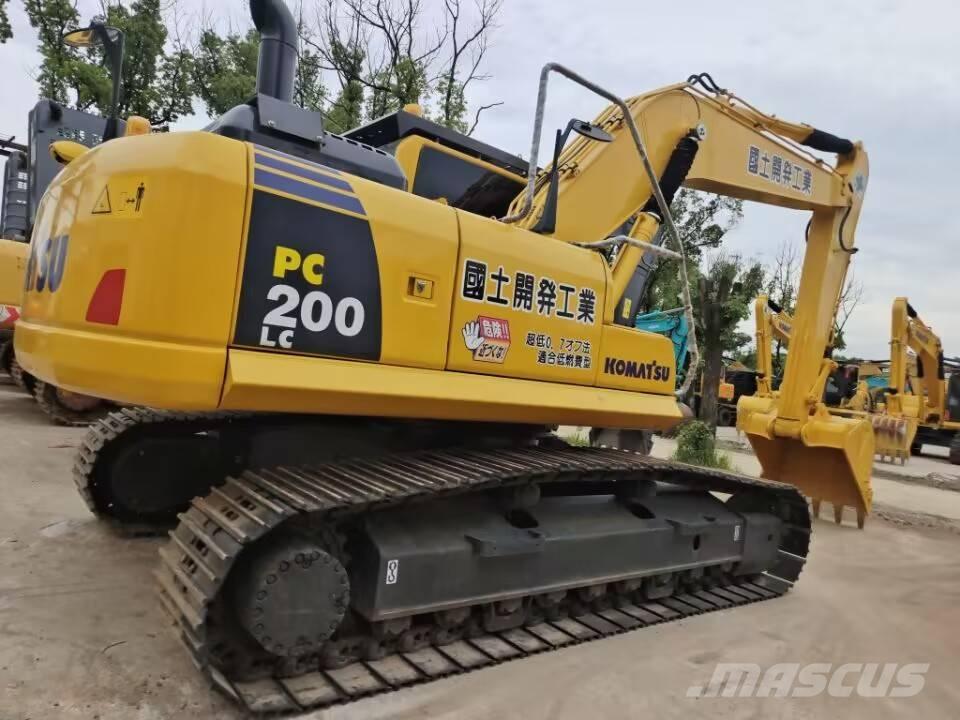Komatsu PC 200-8 大型油圧ショベル12t以上（パワーショベル・ユンボ）