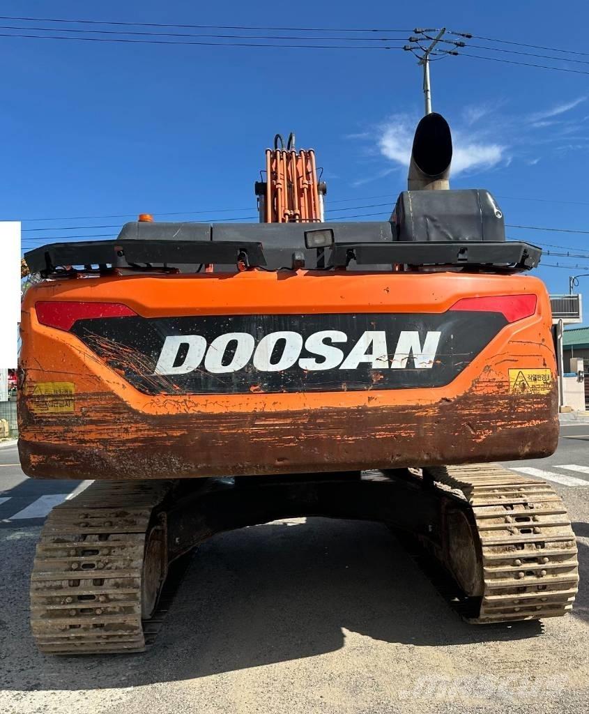 Doosan DX 300 LC-3 大型油圧ショベル12t以上（パワーショベル・ユンボ）