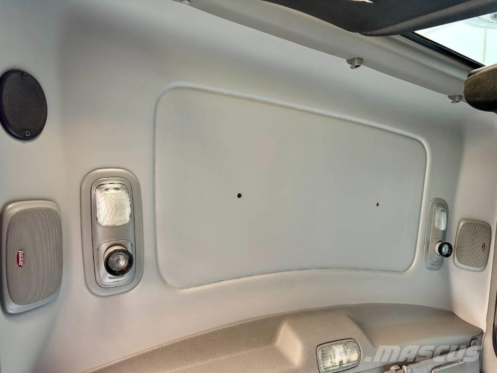 Peterbilt 389 中古トラクターヘッド | トレーラーヘッド