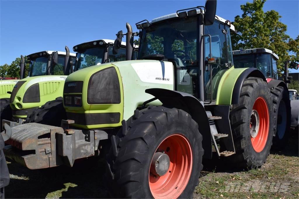 CLAAS Ares 826 RZ トラクター