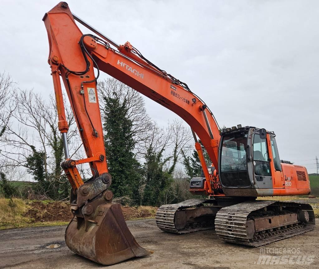 Hitachi ZX 200-1 A/C 大型油圧ショベル12t以上（パワーショベル・ユンボ）