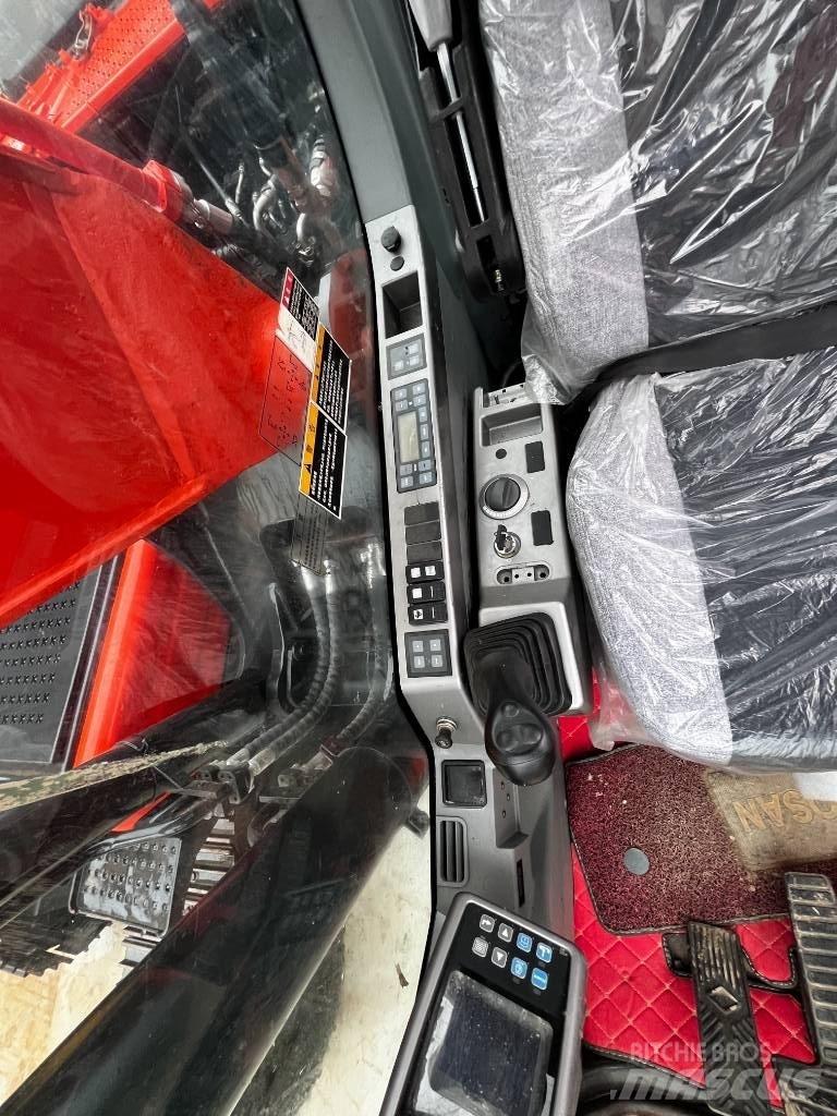 Doosan DX 225 LC-9 大型油圧ショベル12t以上（パワーショベル・ユンボ）