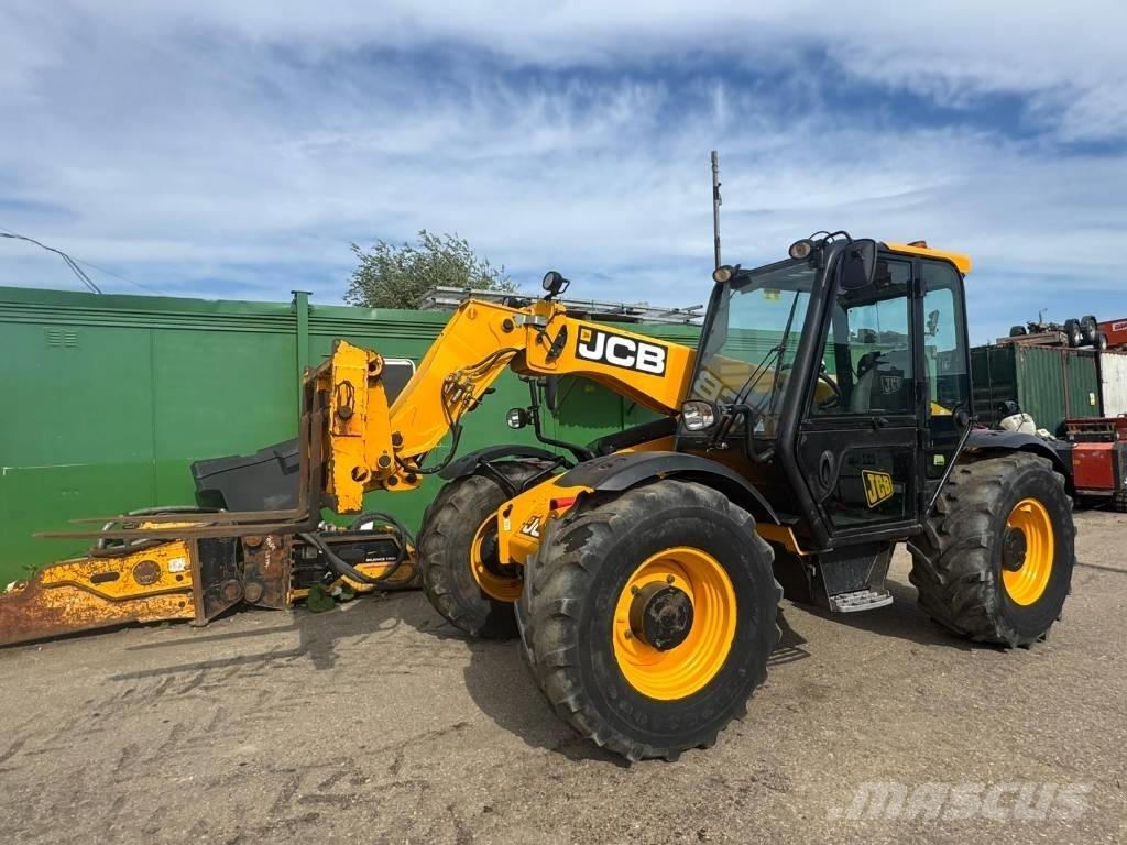 JCB 526-56 Agri 農業用テレハンドラー