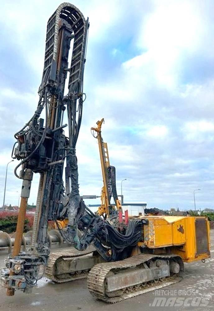 Hütte HBR 608 杭打ち機
