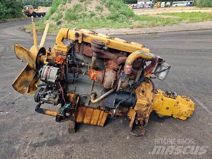 Liebherr D 904 N A 建設機械 -　その他