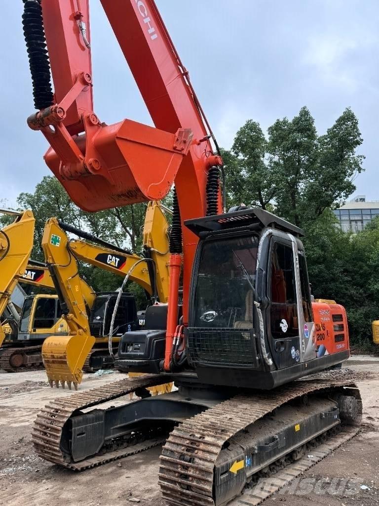 Hitachi ZX 200 大型油圧ショベル12t以上（パワーショベル・ユンボ）