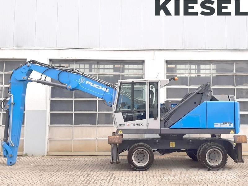 Fuchs MHL 320 F 廃棄物／工業産廃処理機