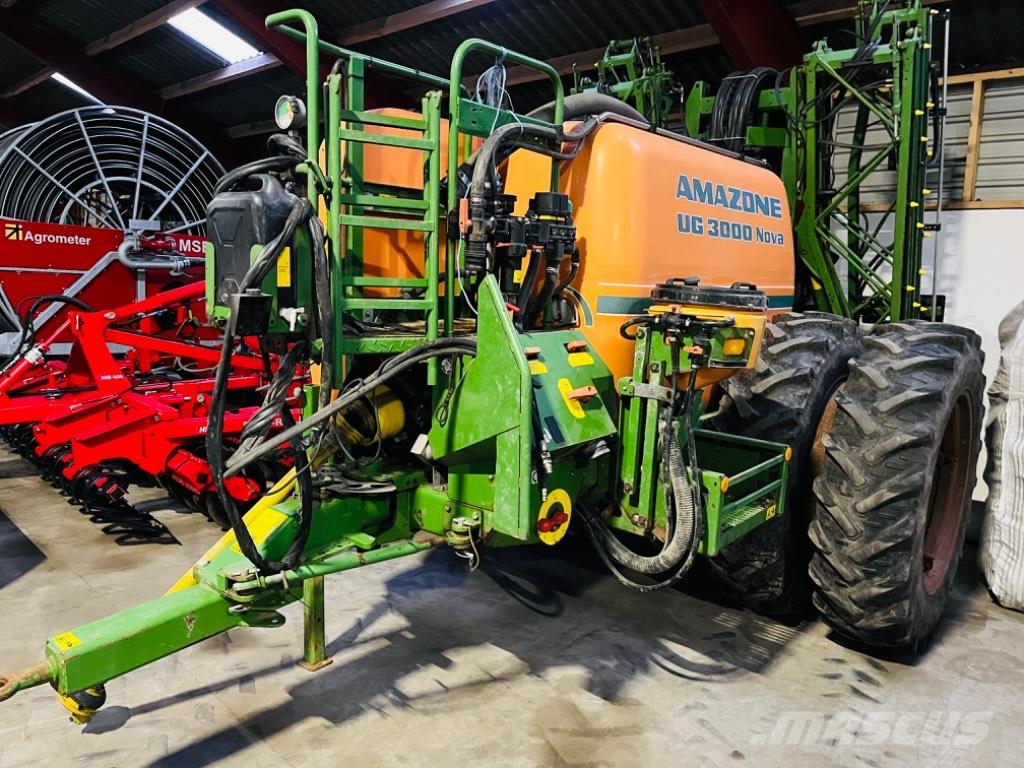 Amazone UG 3000 Nova 牽引型スプレイヤー
