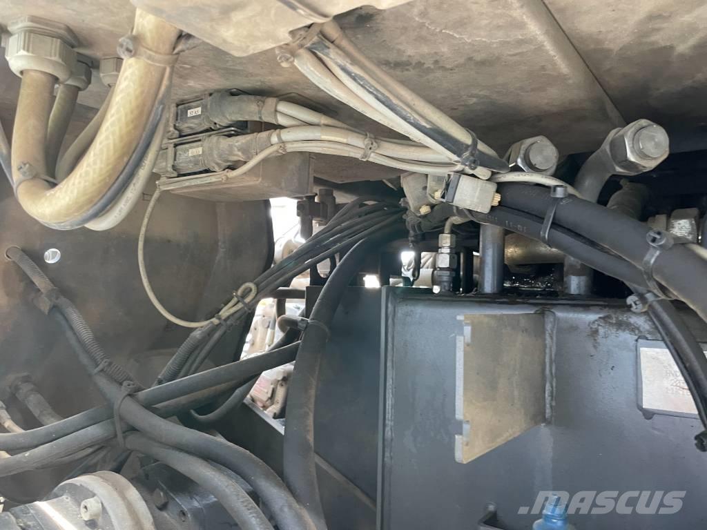 Vögele SUPER 1900-2 アスファルトフィニッシャ