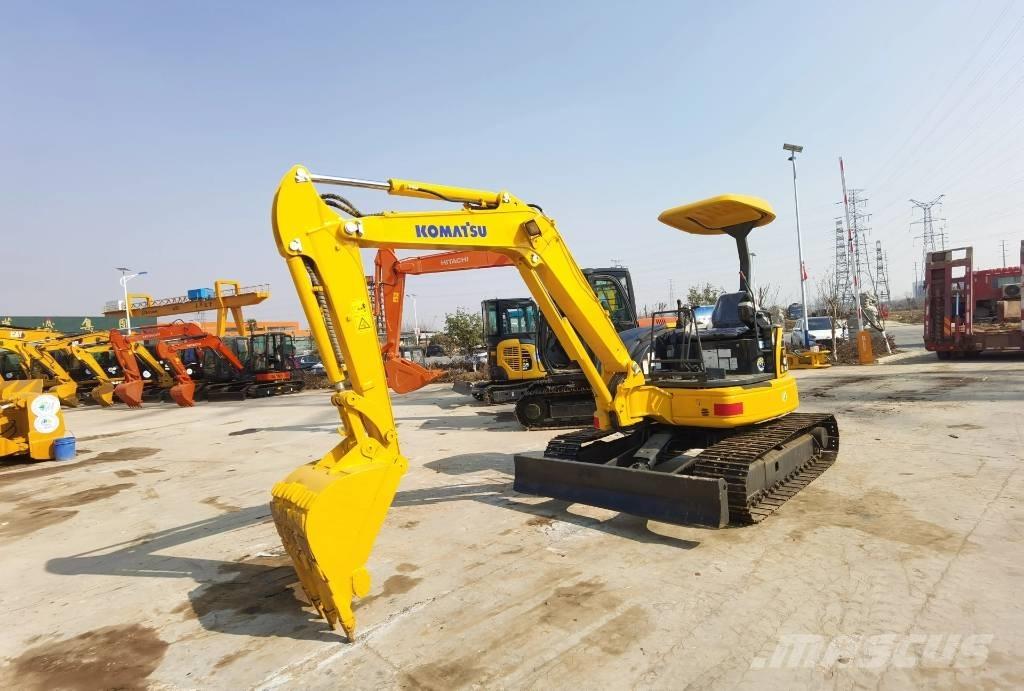 Komatsu PC 40 MR ミニ油圧ショベル 7t以下（ミニユンボ・ミニディガー）