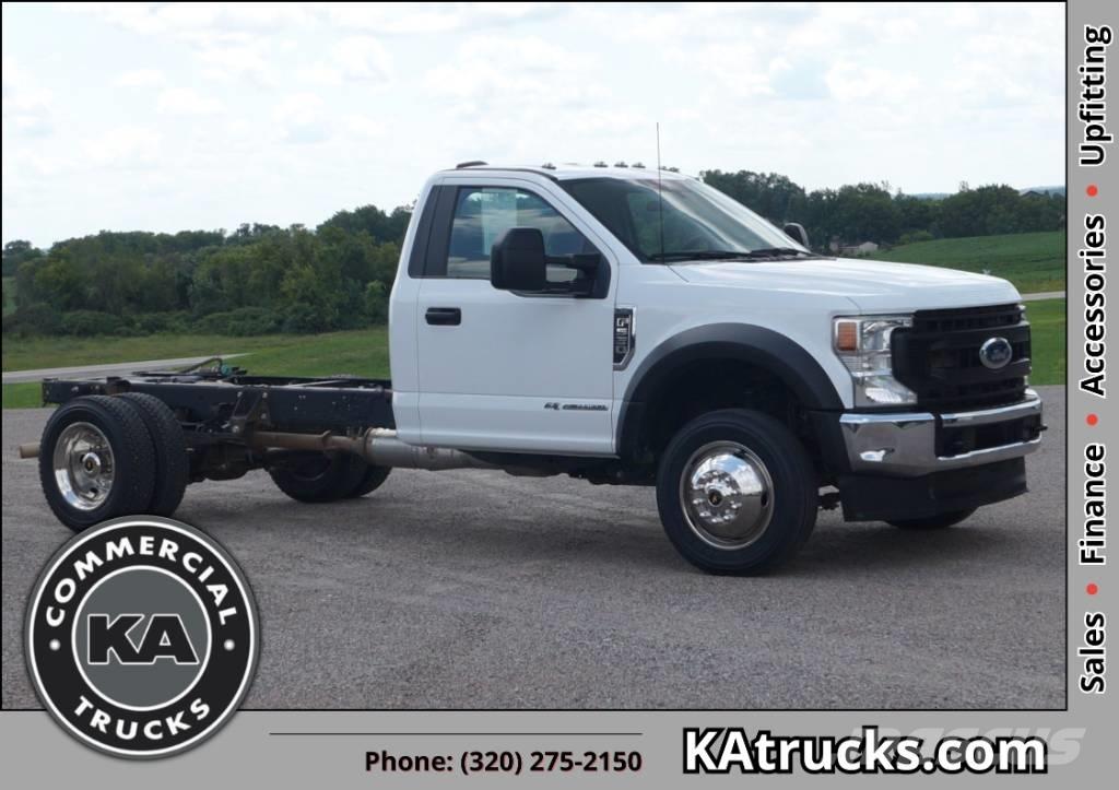 Ford F 550 XL SD キャブ付きシャーシ