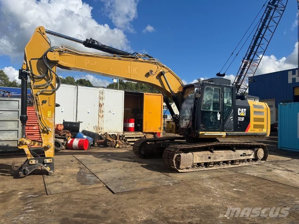 CAT 323 F L 大型油圧ショベル12t以上（パワーショベル・ユンボ）