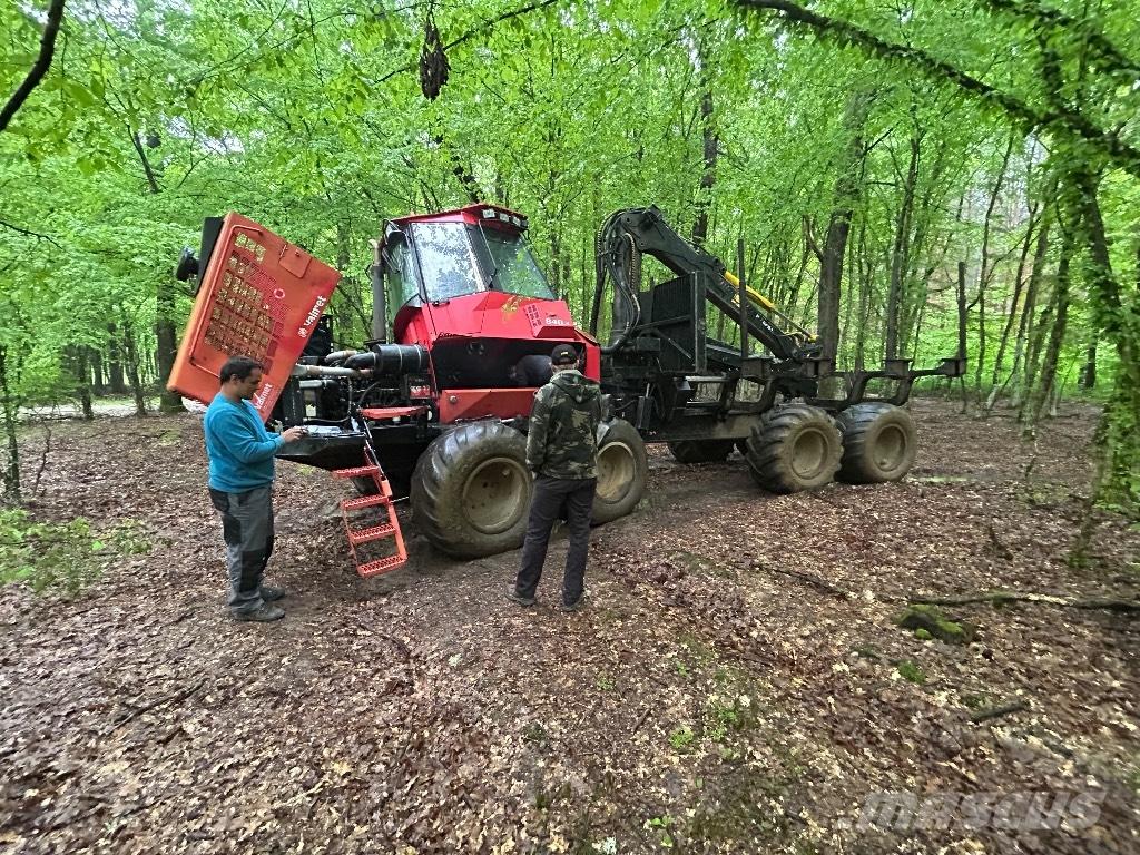 Valmet 840.2 フォワーダー