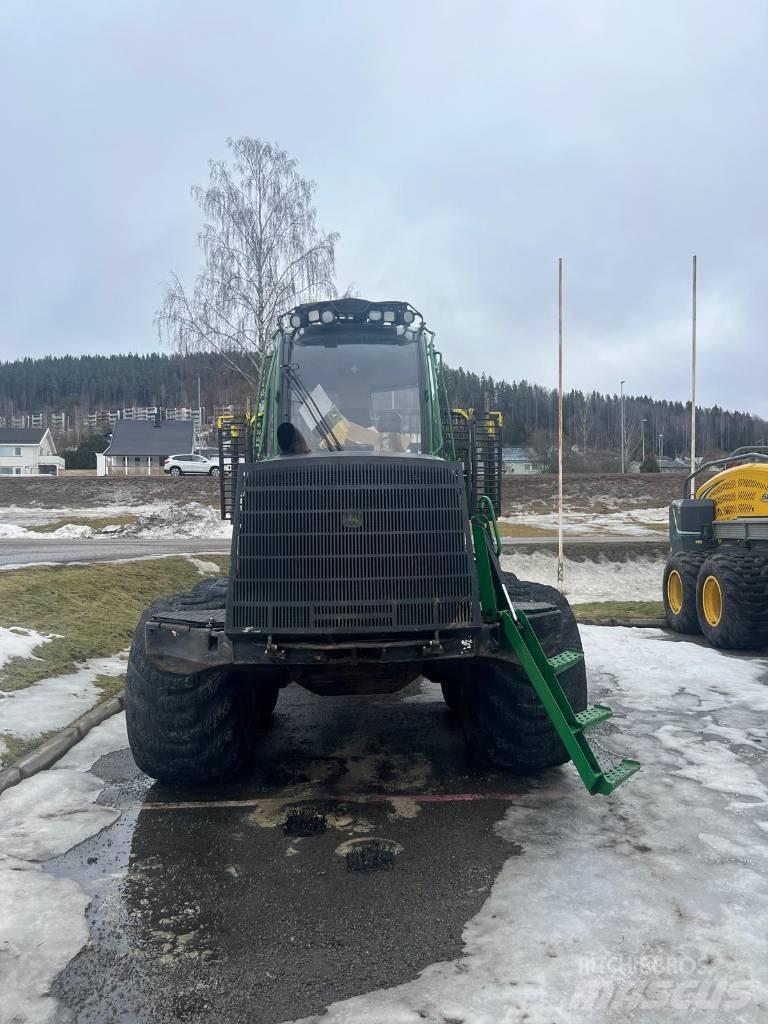 John Deere 1210 E フォワーダー
