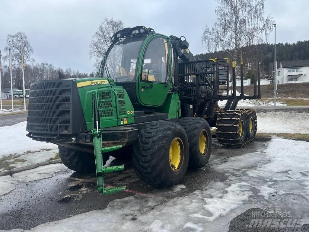 John Deere 1210 E フォワーダー