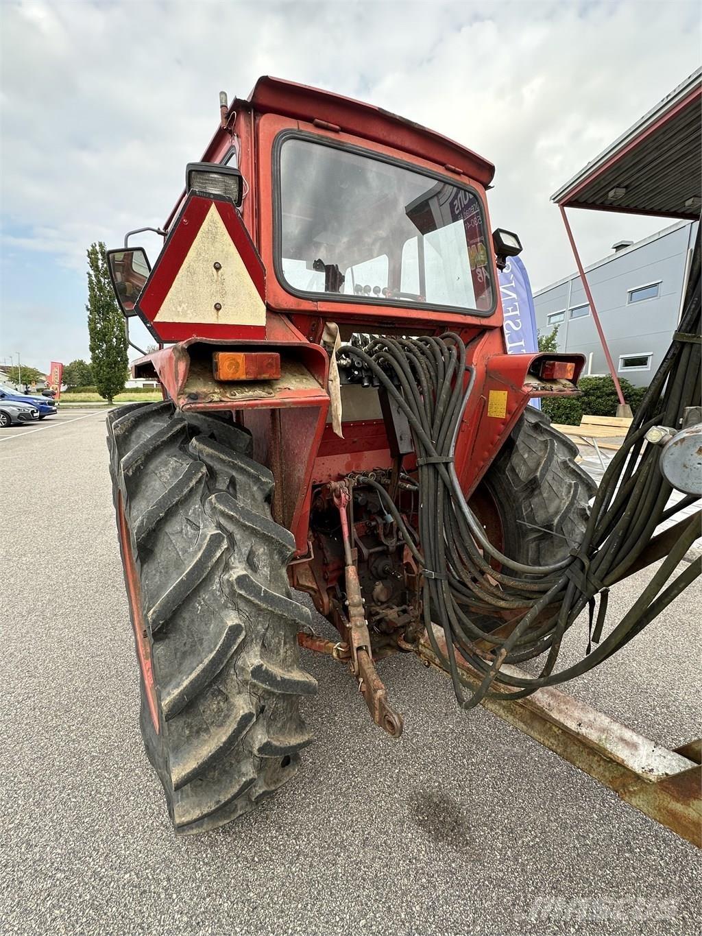 Volvo BM 500 トラクター