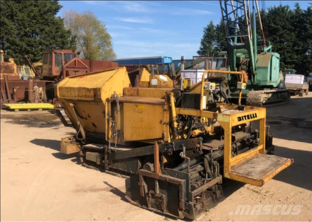 Bitelli BB 621 C アスファルトフィニッシャ