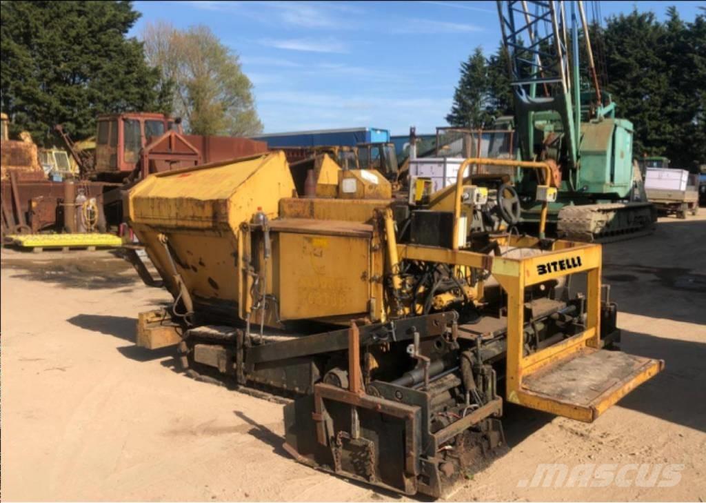 Bitelli BB 621 C アスファルトフィニッシャ