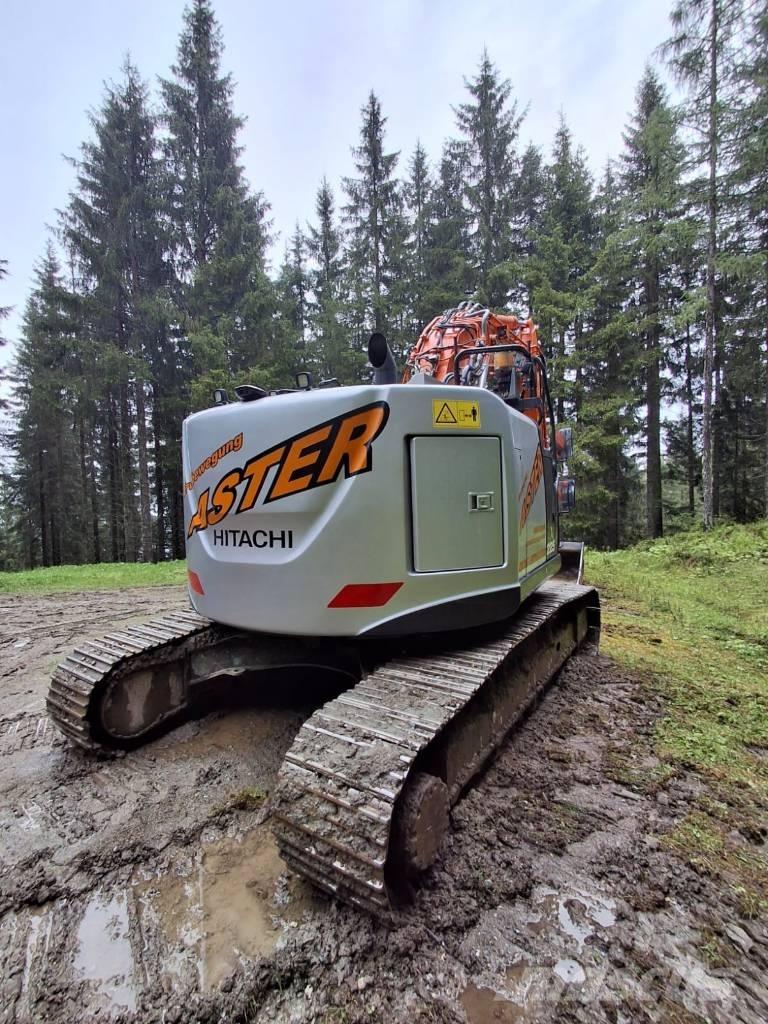 Hitachi ZX 225 US LC 大型油圧ショベル12t以上（パワーショベル・ユンボ）