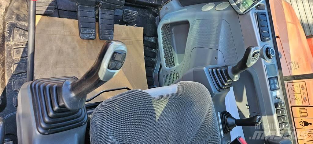 Doosan DX 85r -3 中型油圧ショベル 7ｔ-12ｔ（ユンボ・パワーショベル・バックホー）