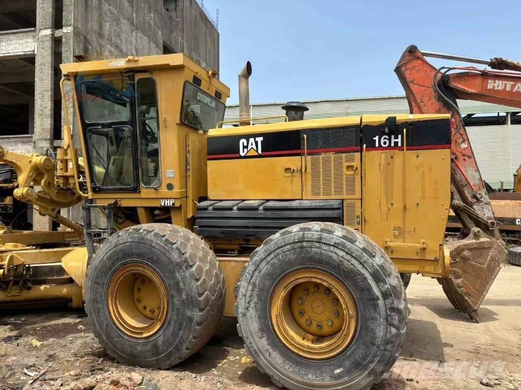 CAT 16 H モーターグレーダー