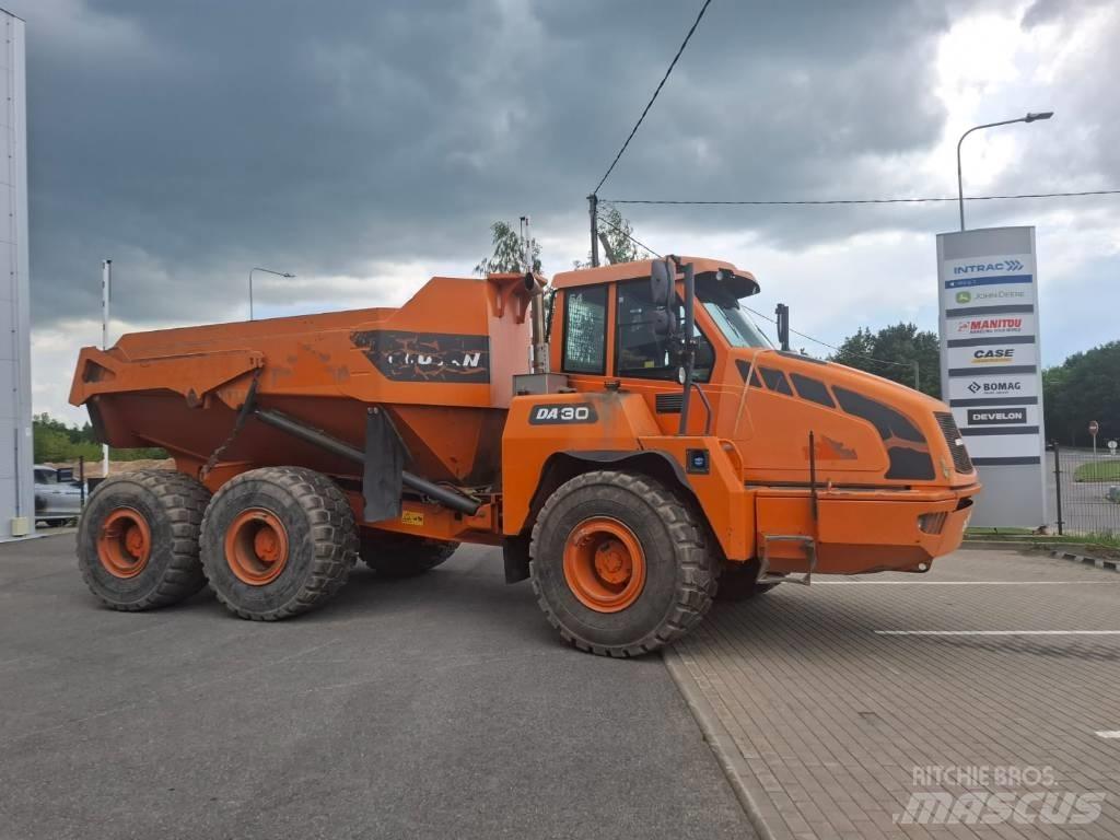Doosan DA 30 アーティキュレート式ダンプトラック