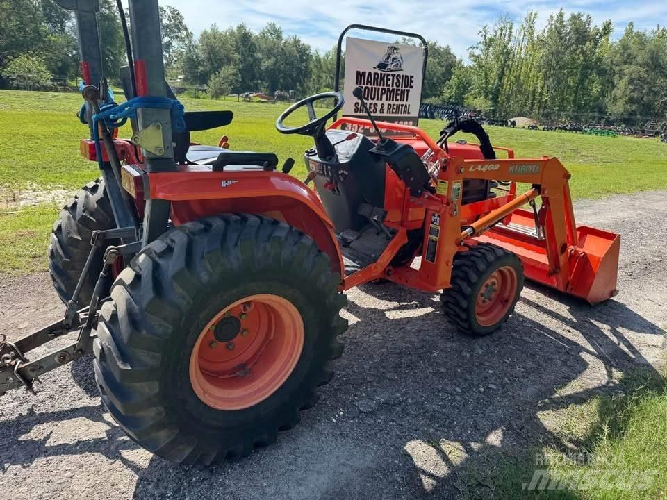Kubota B 7800 HSD トラクター