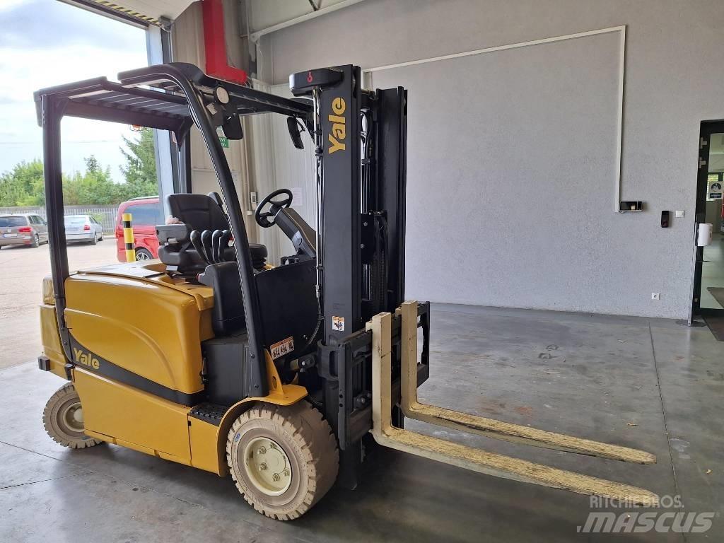 Yale ERP 30 VL バッテリーフォークリフト