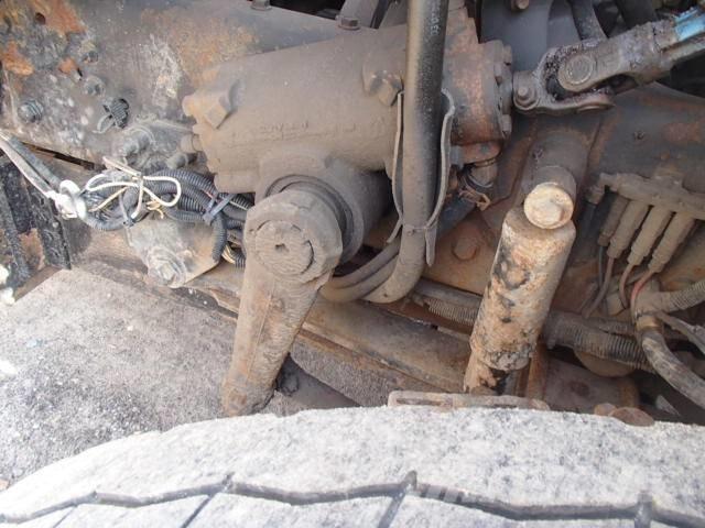 International 7400 スノーブレードとプラウ