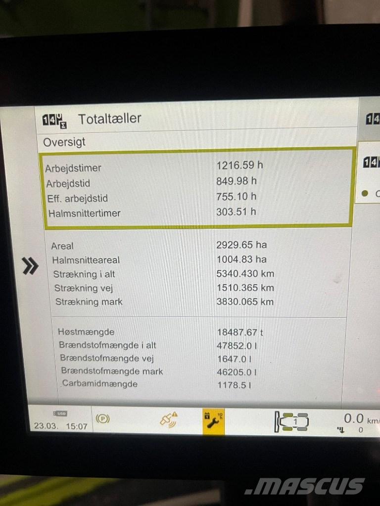 CLAAS Lexion 8700 コンバイン