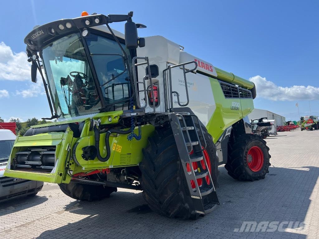 CLAAS Lexion 8700 コンバイン