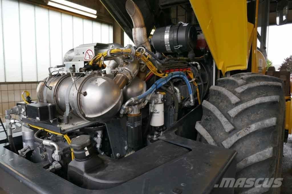 Bomag BW 213 PDH-5 ソイルコンパクター