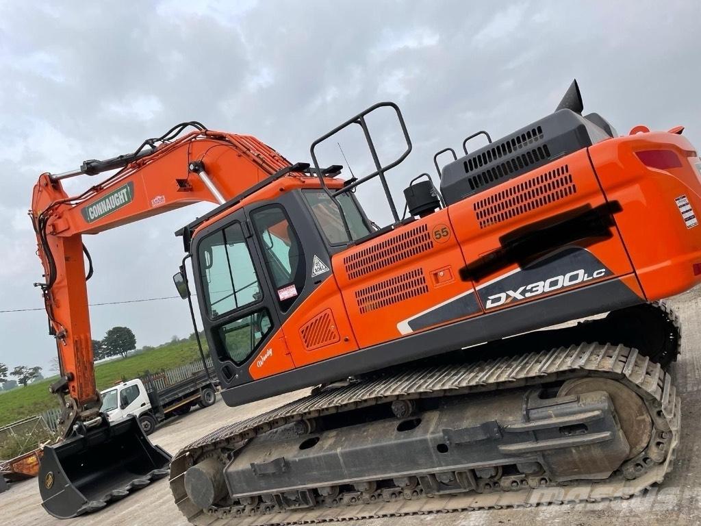 Doosan Dx300 大型油圧ショベル12t以上（パワーショベル・ユンボ）