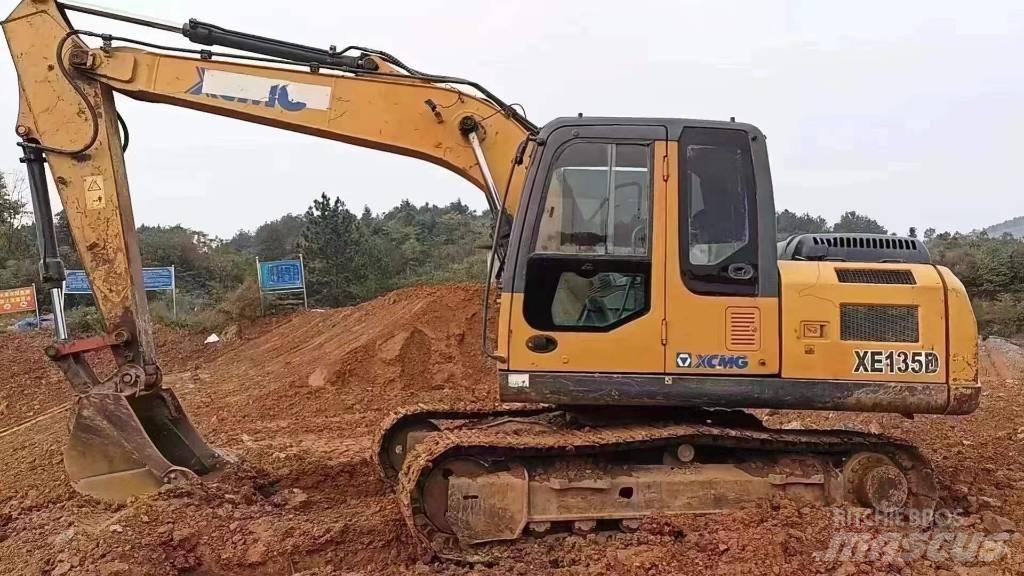 XCMG XE 135 D 大型油圧ショベル12t以上（パワーショベル・ユンボ）