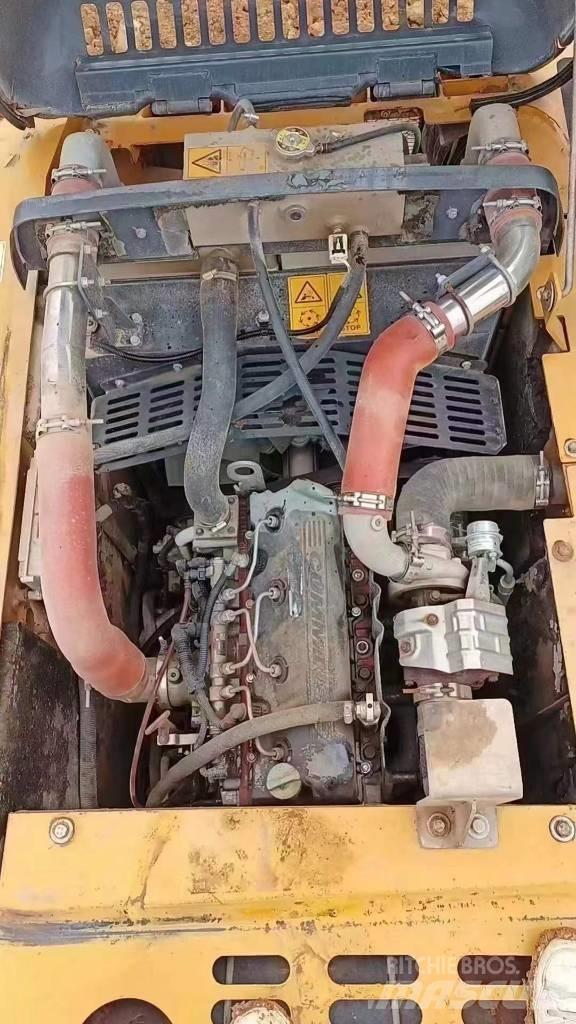 XCMG XE 135 D 大型油圧ショベル12t以上（パワーショベル・ユンボ）