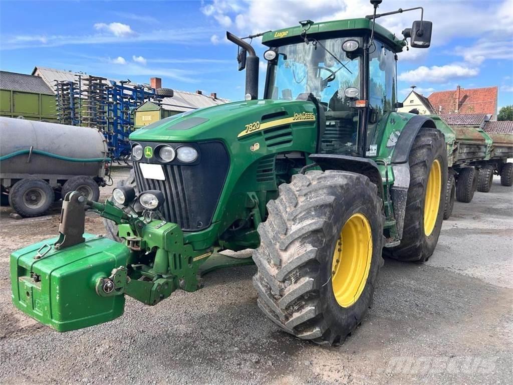 John Deere 7820 トラクター