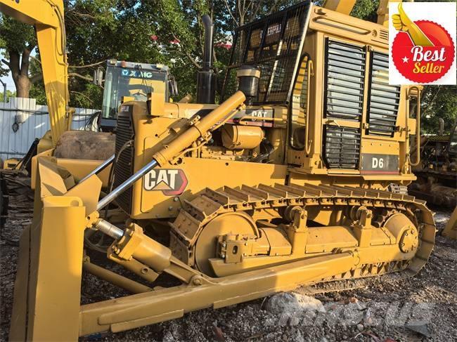 CAT D 6 D ブルドーザー