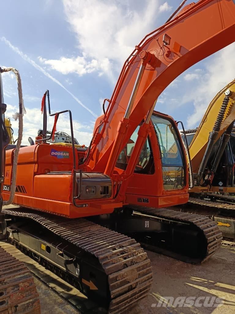 Doosan DX 150LC 大型油圧ショベル12t以上（パワーショベル・ユンボ）