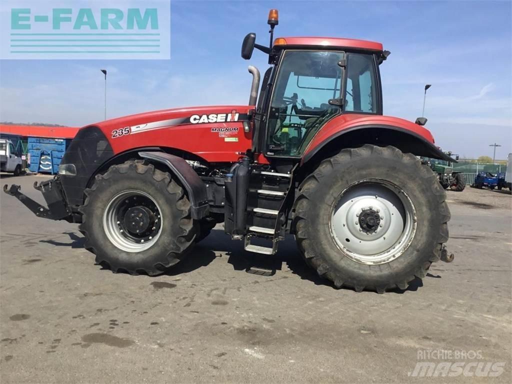 Case IH Magnum 235 トラクター