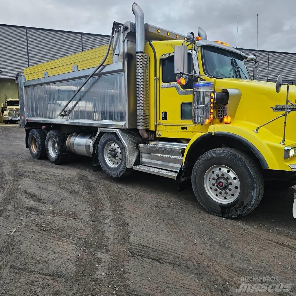 Kenworth T 800 ダンプ