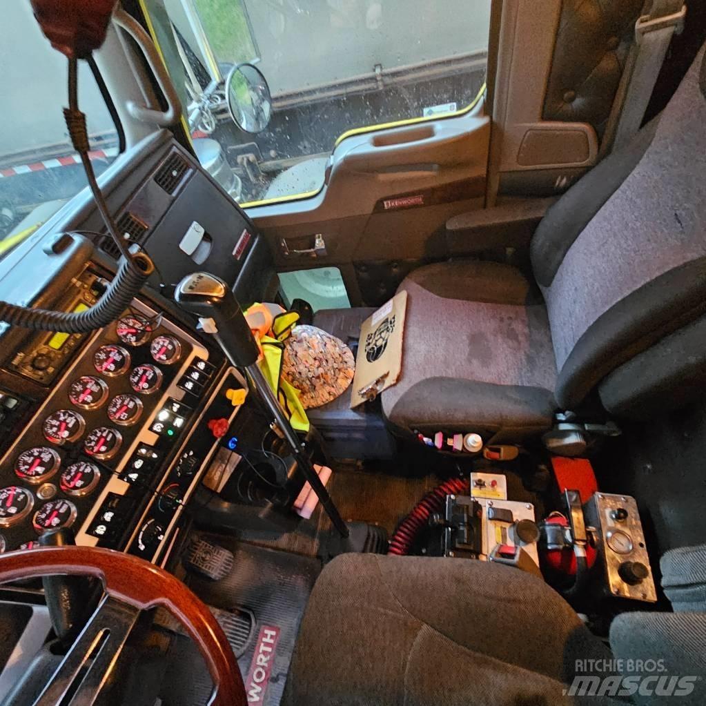 Kenworth T 800 ダンプ