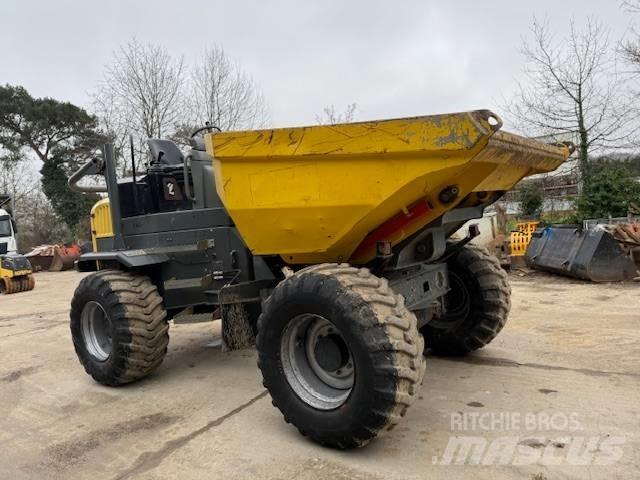 Wacker Neuson DW 90 サイト　ダンプ