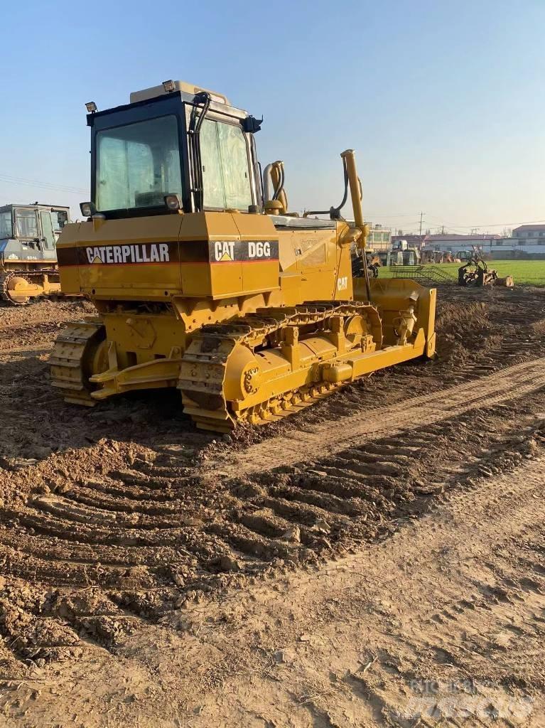 CAT D 6 G ブルドーザー