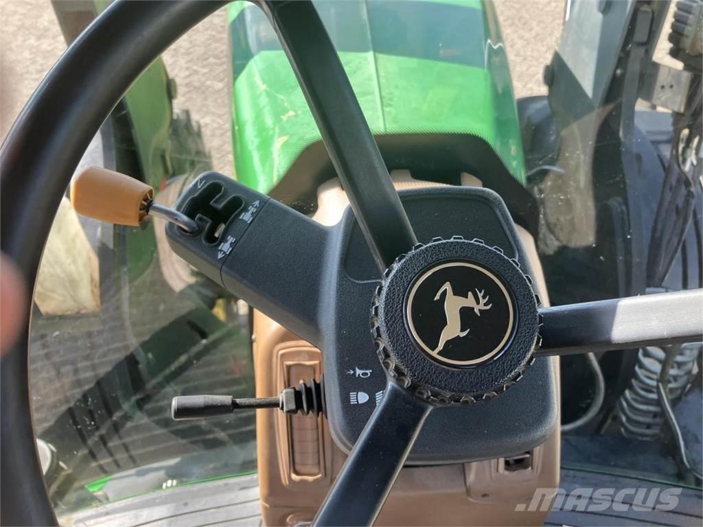 John Deere 7930 トラクター