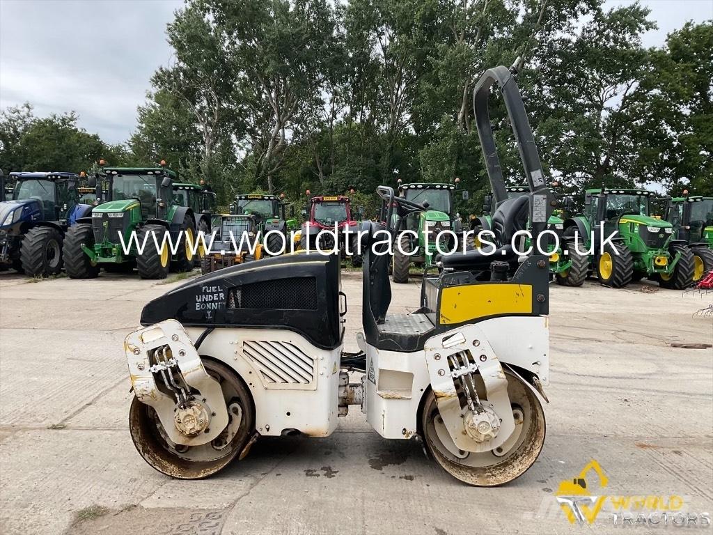 Bomag BW 120 AD-4 タンデムローラ