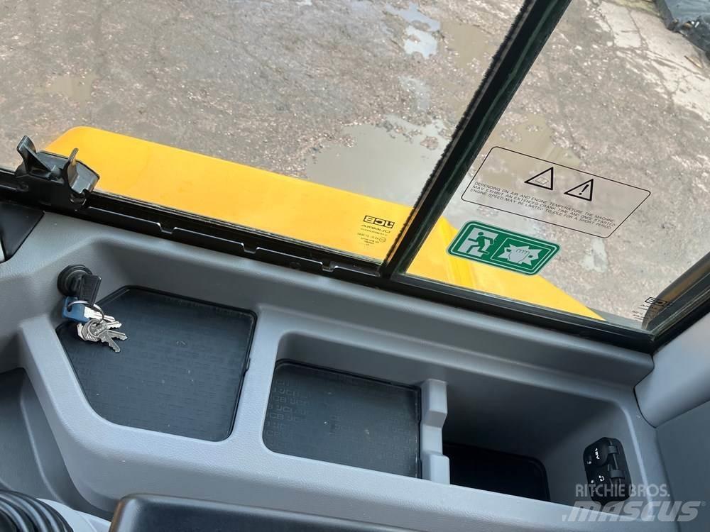 JCB 411 ホイールローダー・タイヤショベル